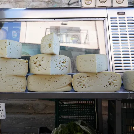 Lindas Convent Garden 4 Chania (Crete)