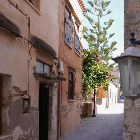 Lindas Convent Garden 4 Chania (Crete)