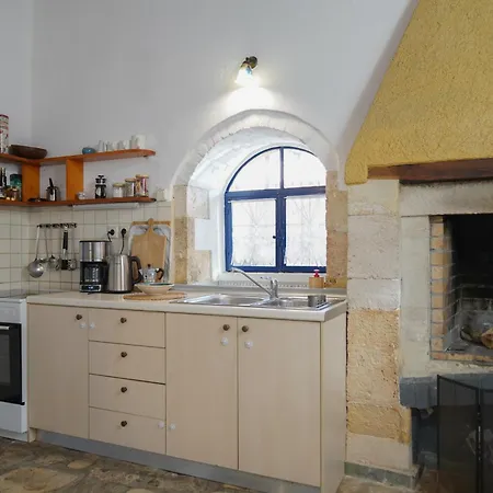 Lindas Convent Garden 4