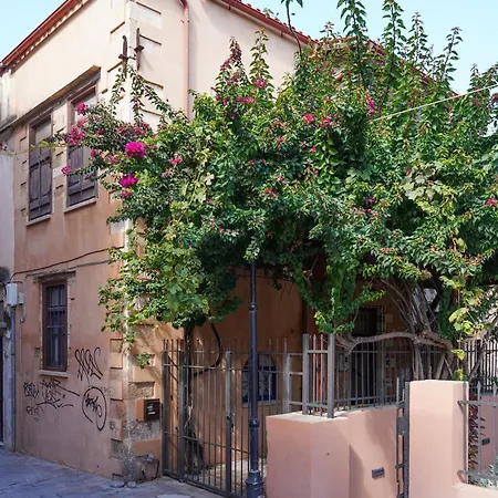 Lindas Convent Garden 4 Chania (Crete)