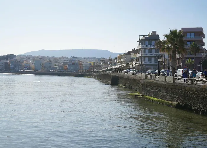 Lindas Convent Garden 4 Apartment