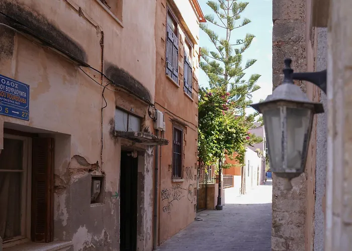 Lindas Convent Garden 4 Chania (Crete)