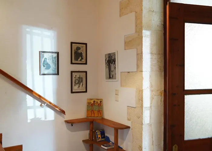 Lindas Convent Garden 4 * Chania (Crete)